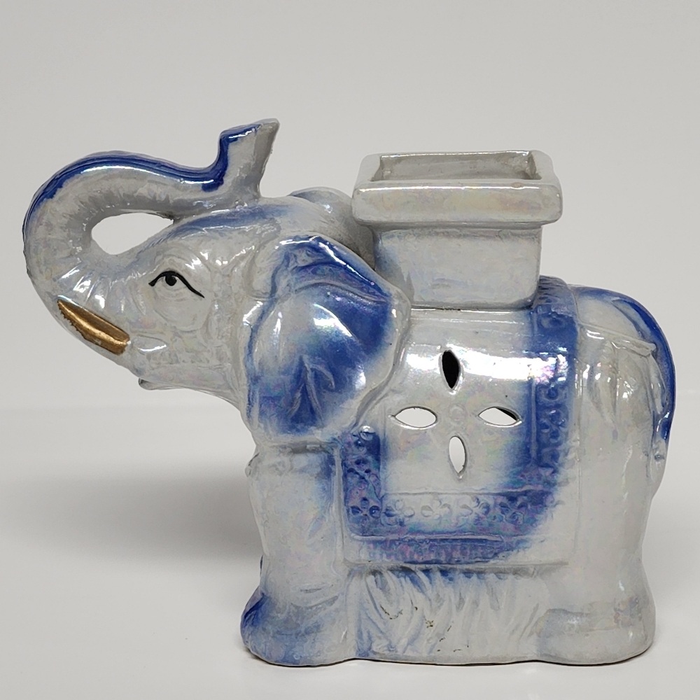 3 to 5 inch hight porcelain oriental elephant stand